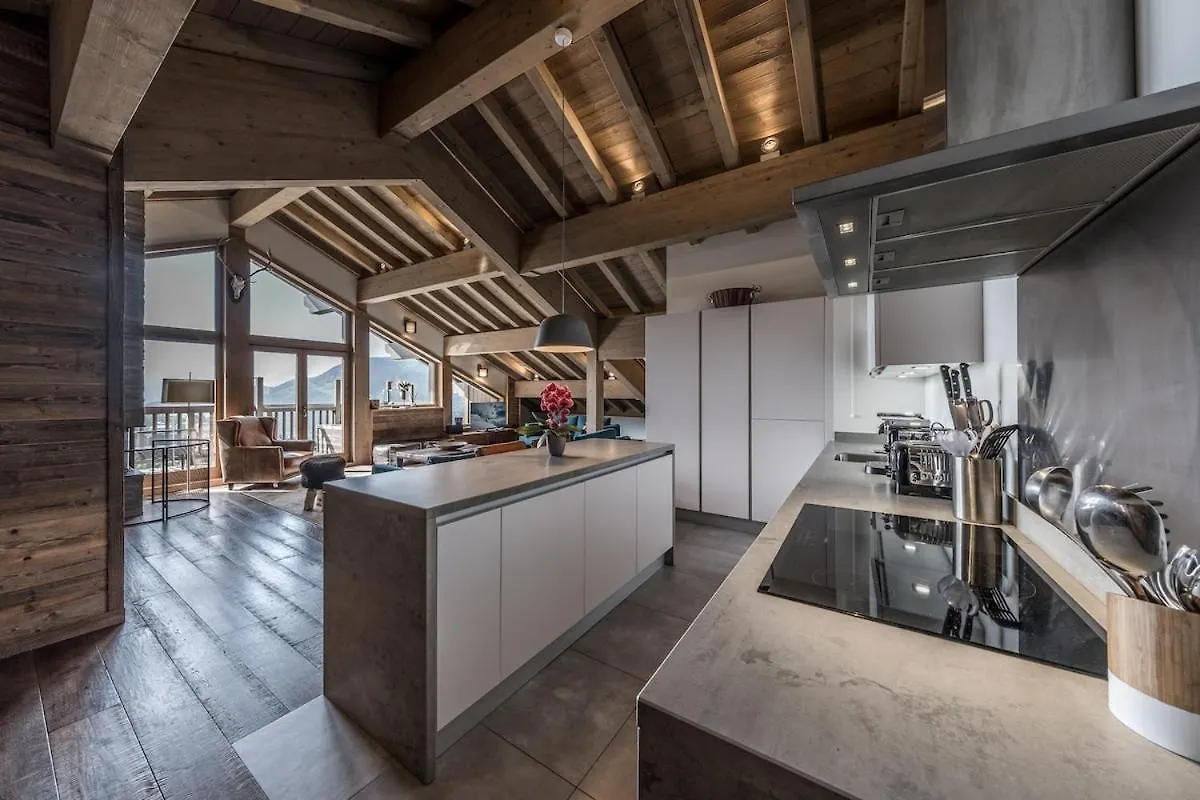 Appartement 4 Bedrooms Penthouse In Courchevel 1650 France